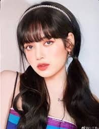 What are the most beautiful pictures of black pink Lisa and BTS Jungkook  (this is not a ship there just my bias)?