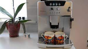 You use this manual with the de'longhi magnifica ecam 20.110.b, the ecam 22.110.b, and the ecam 22.110sb. Delonghi Magnifica Esam04 110 S Bean To Cup Coffee Machine Youtube