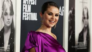 A journey through the mind of Selena Gomez: How her success almost killed her | Culture | EL PAÍS English