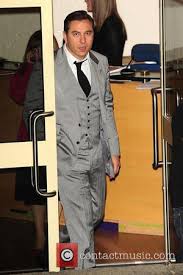 Tim (rudd) is a rising executive who succeeds in finding the perfect guest, irs actor: David Walliams David Walliams Buzzes Lmfao On Britain S Got Talent Contactmusic Com