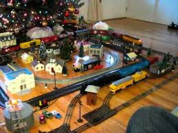 Lionel Christmas Train Layout Stayed With The O Trains This Year The Layout Has Grown By About 35 Model Trains Train Layouts Model Train Table