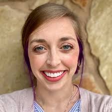 Leann Duke's Instagram, Twitter & Facebook