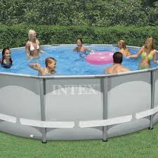 Big Enough For The Entire Family Plus The Relatives This Ultra Metal Frame Pool By Intex Requires No Tools To Set Up And Features A Du Pool Intex Pool Cover
