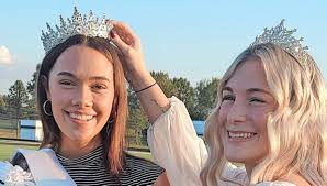 Railey Macke crowned 2025 Carrollton High homecoming queen