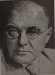 Carl Behr's Instagram, Twitter & Facebook