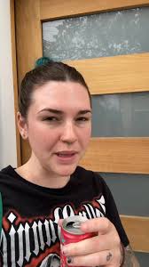 Friday we cleaned it for 4 hours, not yesterday. But still- if you have an  issue with your stay MESSAGE YOUR HOST 😭 #airbnb #fyp #host