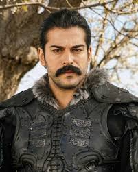 Super tari episoadele,mereu te lasa in suspans,poveste extraordinara,actori care stiu sa joace(cam des rup astia patu si textila dar asta e.). Pin By Iuliamj On Actori Osman Burak Ozcivit Photo