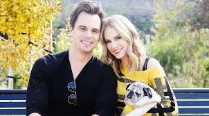 Brooks currently lives in los angeles with his wife, canadian actress kelly kruger and their daughter, everleigh jolie. Real Life Couple Kelly Kruger And Darin Brooks Expecting First Child Soap Opera News