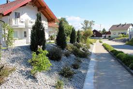 Da stellt sich für viele mieter die frage, was in der grünen oase zuhause eigentlich alles erlaubt ist. Garten Mit Privatsphare Karl Sailer