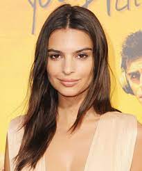 In emily ratajkowski without makeup uses a variety of techniques. Look Of The Day Emily Ratajkowski S No Makeup Makeup Look Of The Day Page 47