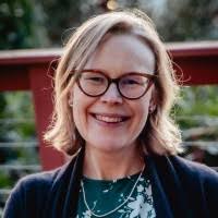 40+ "Kate Thorpe" profiles