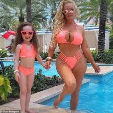 Updated december 02, 2020 11:44 am. Coco Austin 42 And Mini Me Daughter Chanel Five Pose In Matching Swimsuits Aktuelle Boulevard Nachrichten Und Fotogalerien Zu Stars Sternchen