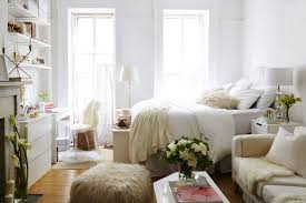 Bij een kleine woonkamer ga je iets anders te werk dan als je huis grote afmetingen heeft. Klein Wonen Groots Inrichten 6 Tips Ikea