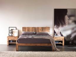 Collezione design letti moderni letti struttura in legno pieno legno vero non truciolare catalogo stilfar letti letti modern. Letto In Legno Di Recupero Segala Arredamenti Arredamento Su Misura