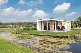 Bootfahren gehört in holland zum täglichen leben. Ein Chalet In Den Niederlanden Mieten Topparken