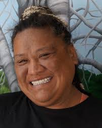 Shelly Seay's Instagram, Twitter & Facebook