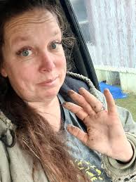 I'm heading in for the day. It's been a tough one. There are so many in  need whose owners don't see the issue. No dog houses,food,water,straw,  chains around their necks , living