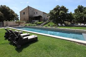 Also you can enjoy a heated pool in season, and breakfast served next to it, with breathtaking views of the dentelles de montmirail. La Bergerie De Nano In Beaumes De Venise Frankreich 40 Bewertungen Preise Planet Of Hotels