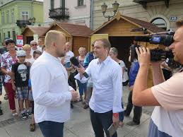 Ziemowit pedziwiatr is an actor, known for m jak milosc (2000), tajemnica twierdzy szyfrów (2007) and las, 4 rano (2016). Piotrkow Swietowal W Pytaniu Na Sniadanie Epiotrkow Pl Piotrkow Trybunalski