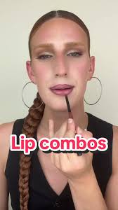 Αγαπημένα lip combos Just in time for international lipstick day🫦💄@m...