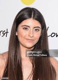 Linda Romo's Instagram, Twitter & Facebook