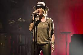 Скачай sarah connor vincent (alle farben remix) (2019) и sarah connor zelt am strand (herz kraft werke 2019). 13 000er Konzert In Dusseldorf Sarah Connor Rechtfertigt Sich