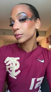 Erika Bonnett's Instagram, Twitter & Facebook