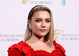 Последние твиты от florence pugh (@florence_pugh). C E4fuj0rwetfm