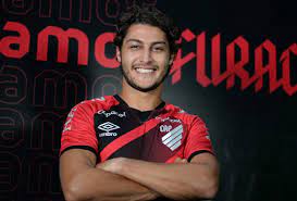 No site oficial do athletico paranaense você encontra: Athletico Pr Anuncia A Contratacao Do Lateral Direito Marcinho Lance