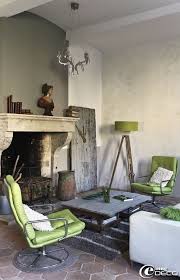 Une Maison D Hotes A Barjac Dans Le Gard Face Au Mont Lozere Un Reportage Du Magazine De Decoration E Ma Maison D Hotes Interieur Classique Interieur Maison