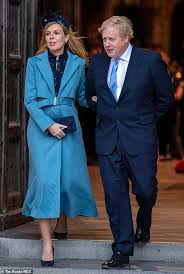 Carrie symonds wears yet another excellent floral dress during a reception for the armed forces at no.10. Takeaways For Boris Johnson And Carrie Symonds From Uk S Poshest Farm Shop For 12 500 Salten News