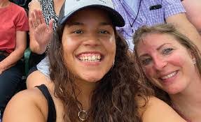 Kathleen Lott's Instagram, Twitter & Facebook