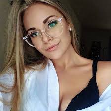 Ladyboss Minimals Anti Blue Light Glasses In 2020 Womens Glasses Frames Womens Glasses Optical Glasses Women