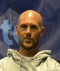 L'ex-entraîneur de tennis Andrew Geddes retourne en prison