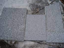 Lasberger granit is a kind of grey granite quarried in austria. Terasse Und Schwimmbad Lasberger Granit
