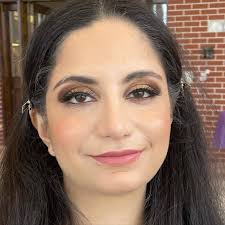 Suzanne Hewett (@suzannehewettmuae) • Instagram photos and videos