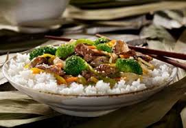 Saute De Boeuf Aux Legumes Sauce Aux Haricots Noirs Coup De Pouce Broccoli Beef Broccoli Stir Fry Beef Stir Fry Recipes