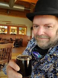 Isaac Stout's Instagram, Twitter & Facebook