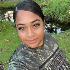 Dolly Lau (Dollllls)