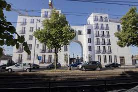 Die heinrich heine gärten sind mit düsseldorf bestens verbunden. Leben Wie Heine In Dusseldorf