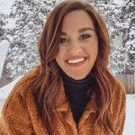 Abbie Maurer's Instagram, Twitter & Facebook