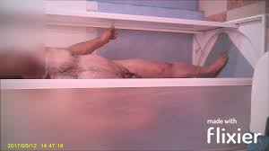 Spy dad out of shower - ThisVid.com