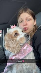 Danielle Epperson's Instagram, Twitter & Facebook