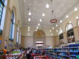 The new trader joe's location at city point in brooklyn is still flying under the radar. Hawaiian Shirt Alert Williamsburg Is Getting A Trader Joe S