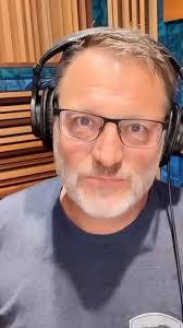 @YuriLowenthal's video Tweet