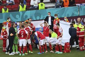 Christian eriksen of denmark goes down injured as teammates call for assistance the euro 2020 game between denmark and finland in copenhagen was delayed after. Wycwtqsbdx9wjm