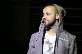 Liedtext 2ton De Ky është videoklipi i këngës ''rrethi jem'' e kënduar nga 2ton. liedtext 2ton de