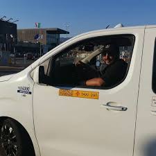 Taxis are stationed in front of the terminal or can be called by radiotaxi. 4390 Taxi Firenze Startseite Facebook
