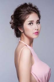 Vợ cũ Phan Thanh Bình 'nâng cấp' vòng một hậu ly hôn