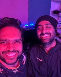 New work!!! A beautiful Ghazal 'Dil me hoga' is out now in all the audio  streaming platforms and video